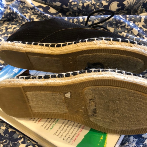 New FrenchBlu Black perforated suede espadrille 37 - Picture 3 of 4